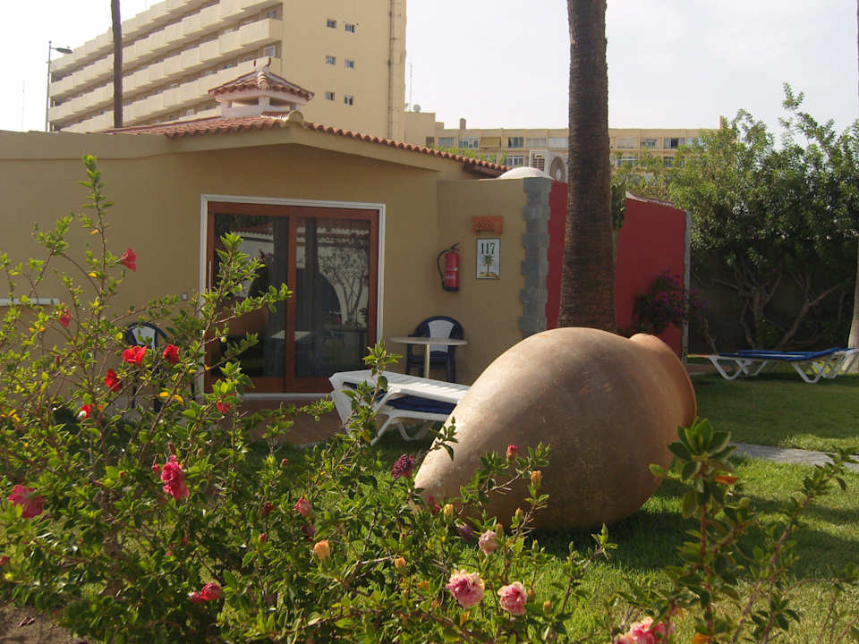 Gartenanlage HL Miraflor Suites Hotel