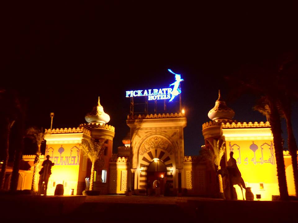 Hotel von außen Pickalbatros Alf Leila Wa Leila Resort - Neverland Hurghada