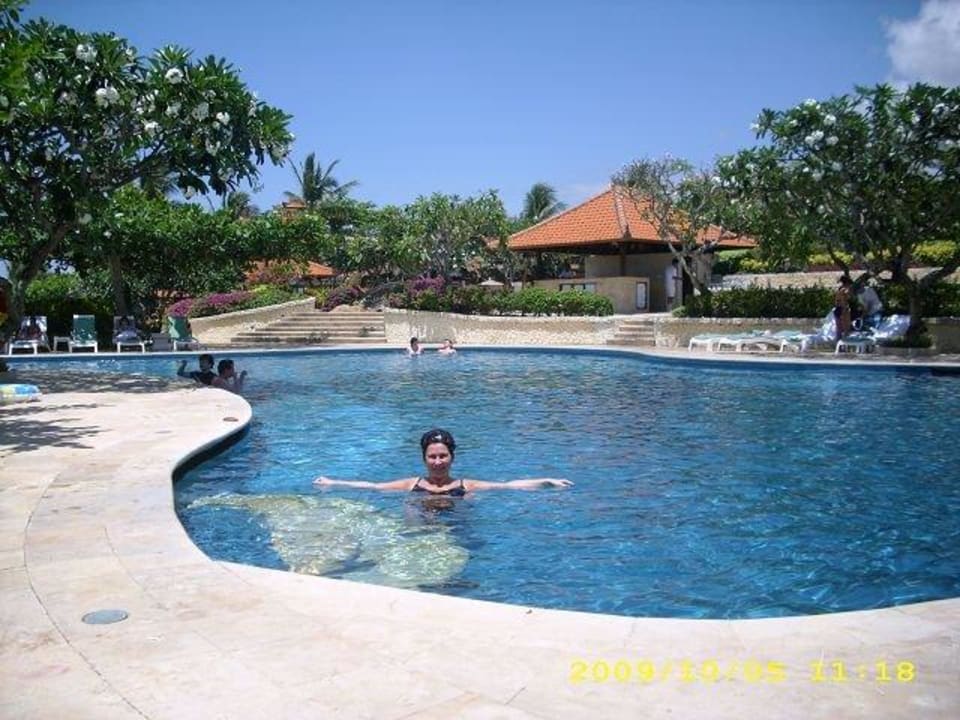 Einer von vielen Pools Grand Hyatt Bali