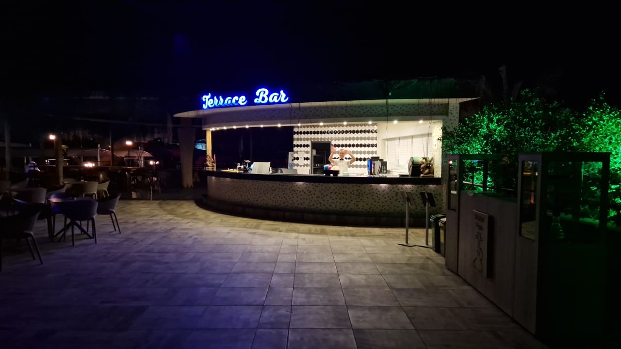 Gastro Dream World Palace Hotel