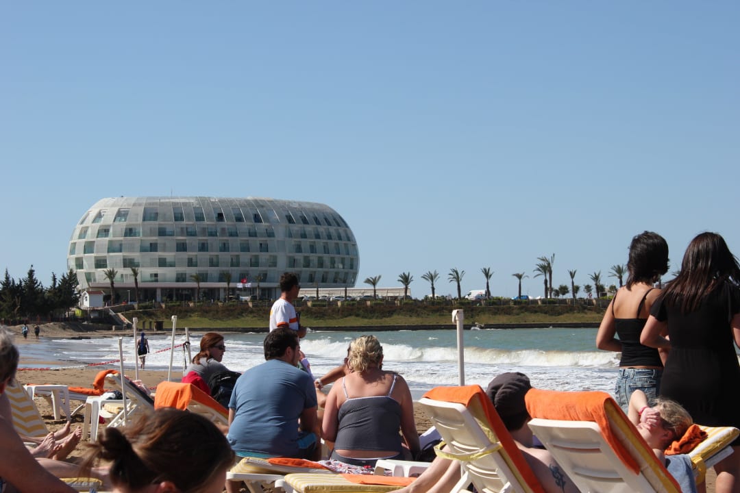 Animation am Strand Alaiye Resort & Spa