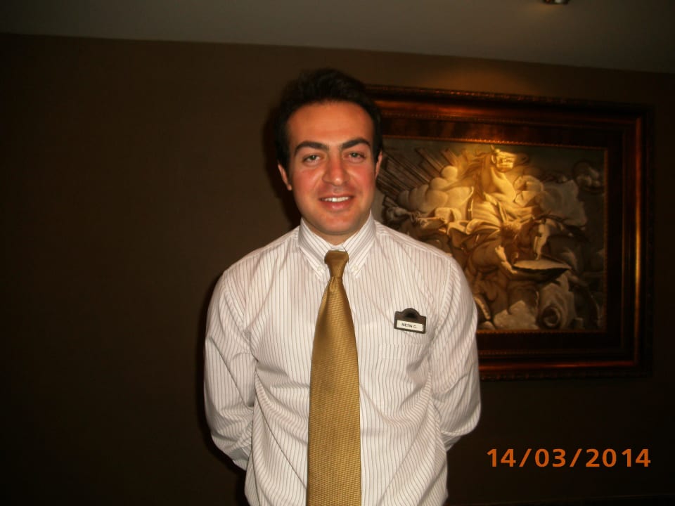 Galip Ozbeden Rezeption super nett Kamelya Collection Selin Hotel
