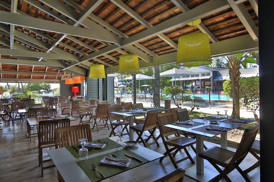 Restaurant Mahogany Hotel Residence & Spa