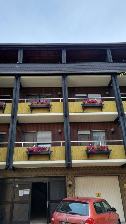 Außenansicht Moselstern Hotel Zum guten Onkel