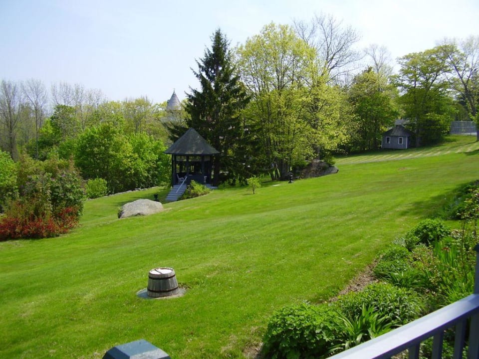 Blick vom Zimmer in den Garten Hotel Norumbega Inn