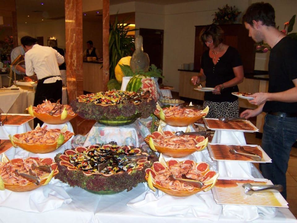 Buffet beim Galadinner Inturotel Cala Esmeralda