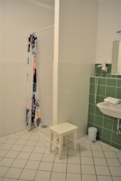 Zimmer Economy Hotel