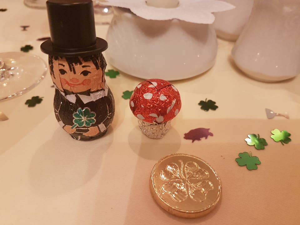 Deko Silvester Hotel Olympia