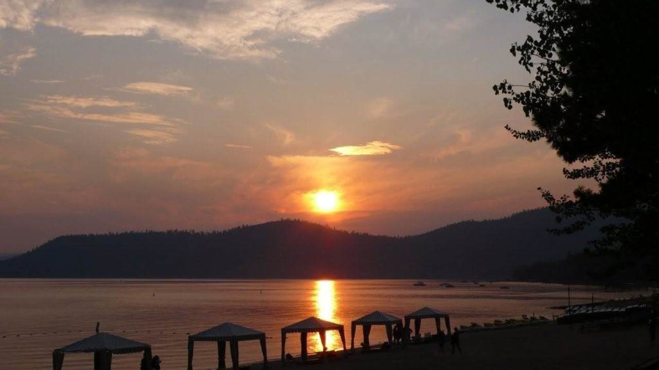 Abendstimmung über dem Lake Tahoe Hotel Hyatt Regency Lake Tahoe Resort, Spa and Casino