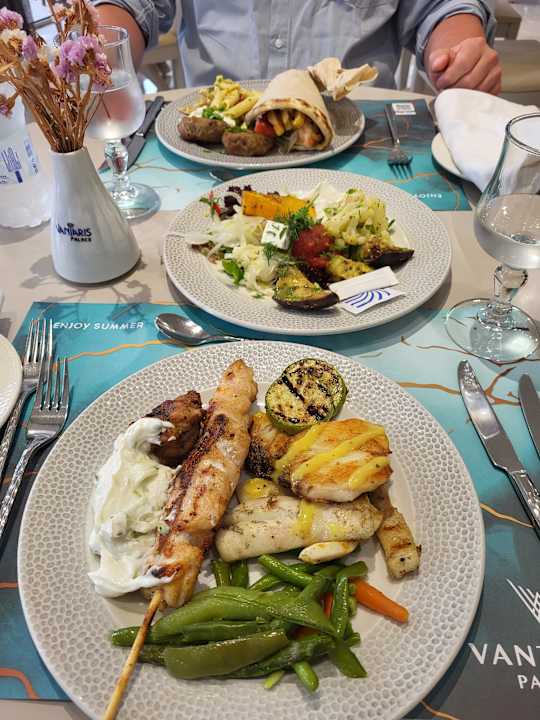 Gastro Vantaris Palace