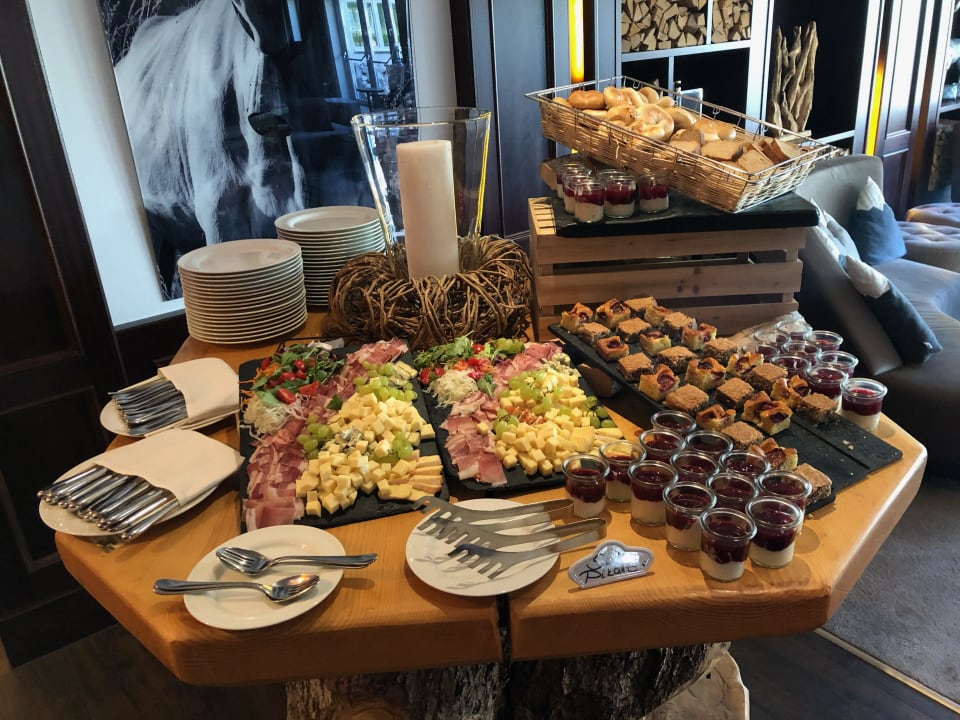 Gastro elaya hotel steinplatte