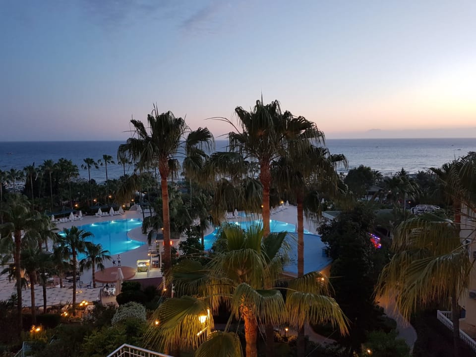 Ausblick Iz Flower Side Beach Hotel
