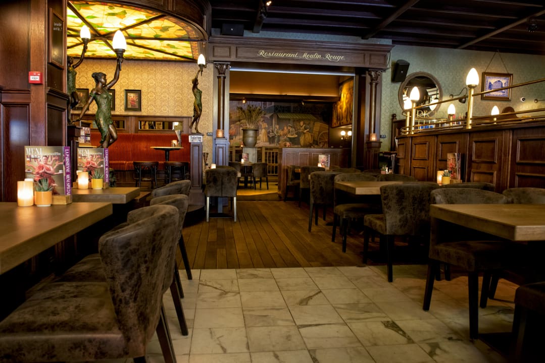 Gastro Hotel et le Cafe de Paris