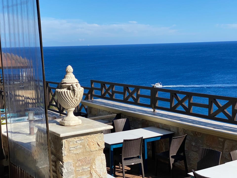 Außenansicht Hotel Kalithea Horizon Royal