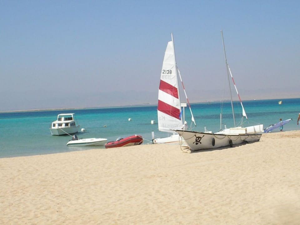 Der hoteleigene Strand ROBINSON SOMA BAY