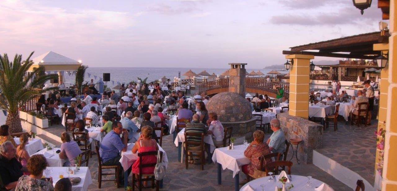 Kretischer Abend Alexander Beach Hotel & Village Resort