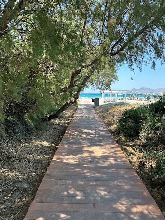 Strand Blue Lagoon Resort