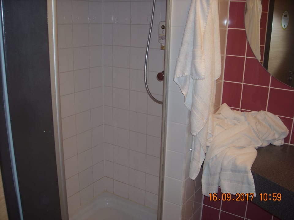 Zimmer B&B Hotel Heidelberg