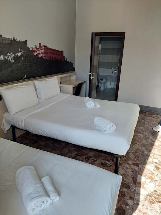 Zimmer B&B Hotel Napoli