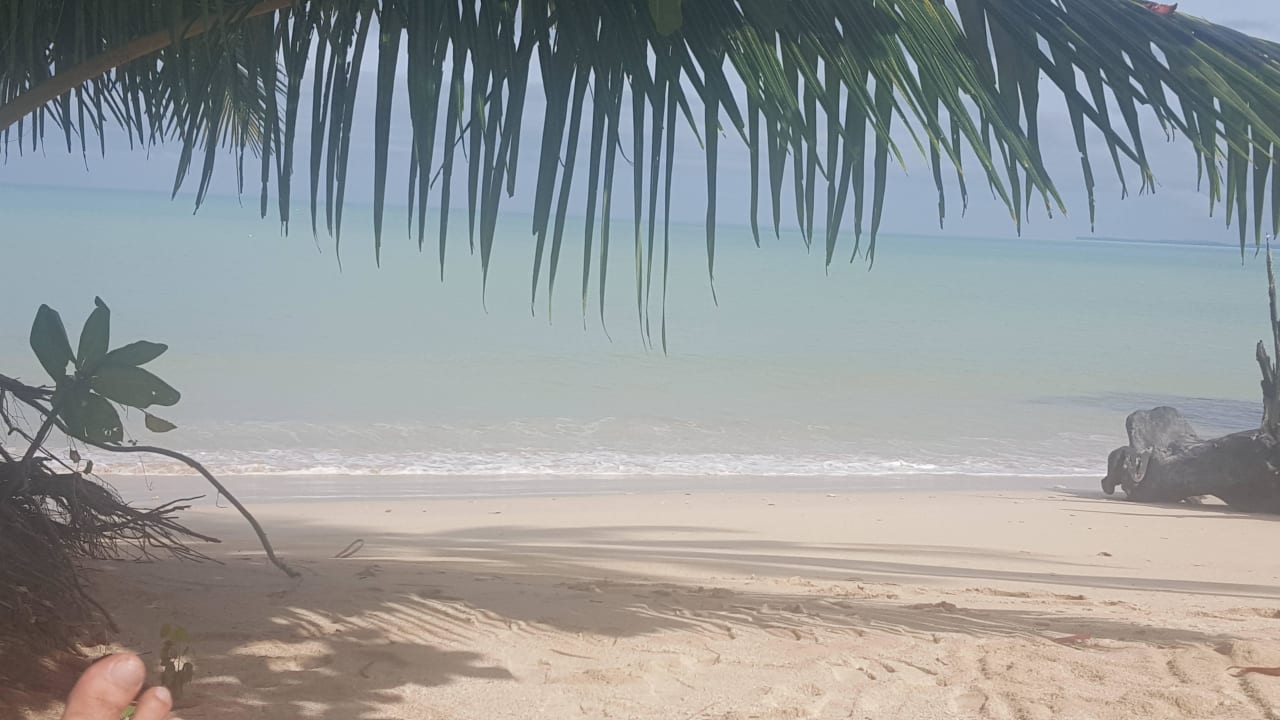 Strand vor dem Hotel Kantary Beach Hotel - KHAO LAK