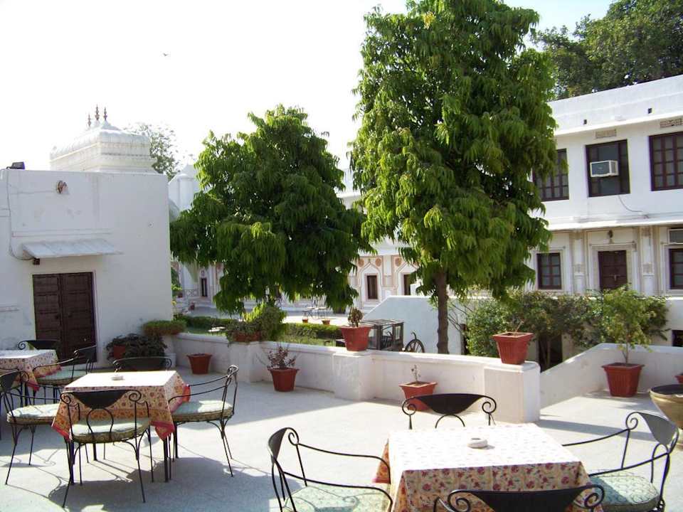 Terrasse vor dem Restauant Hotel Nimaj Palace
