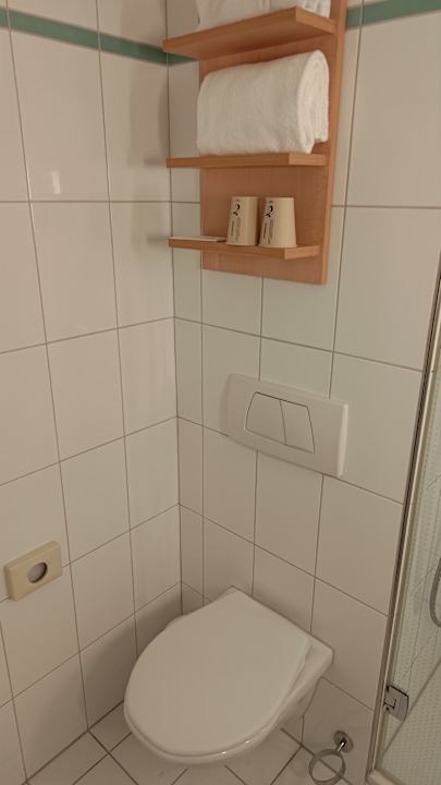 Zimmer Hotel Ibis Baar / Zug