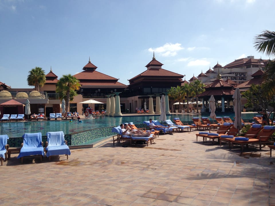 Pool Anantara The Palm Dubai Resort