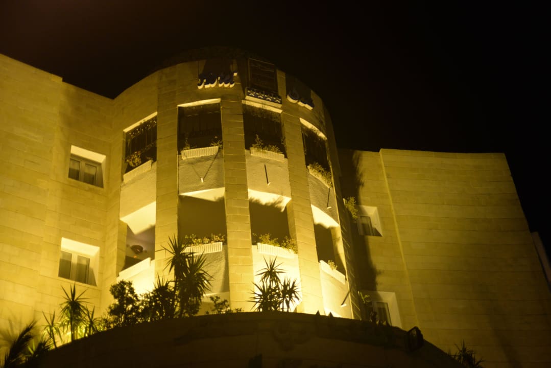 Отель вечером Hotel El Kantaoui Center