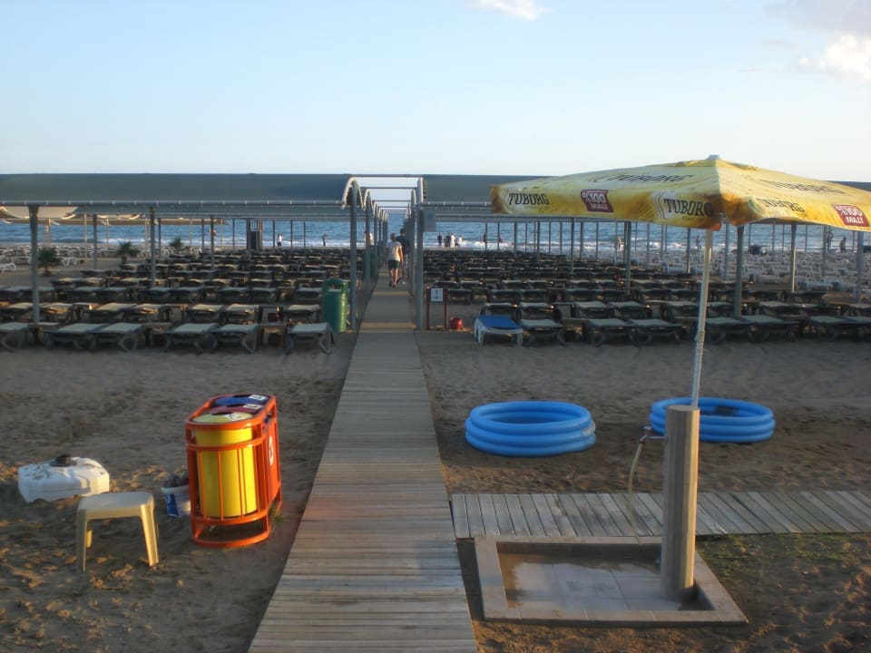 Abends Port Side Resort Hotel