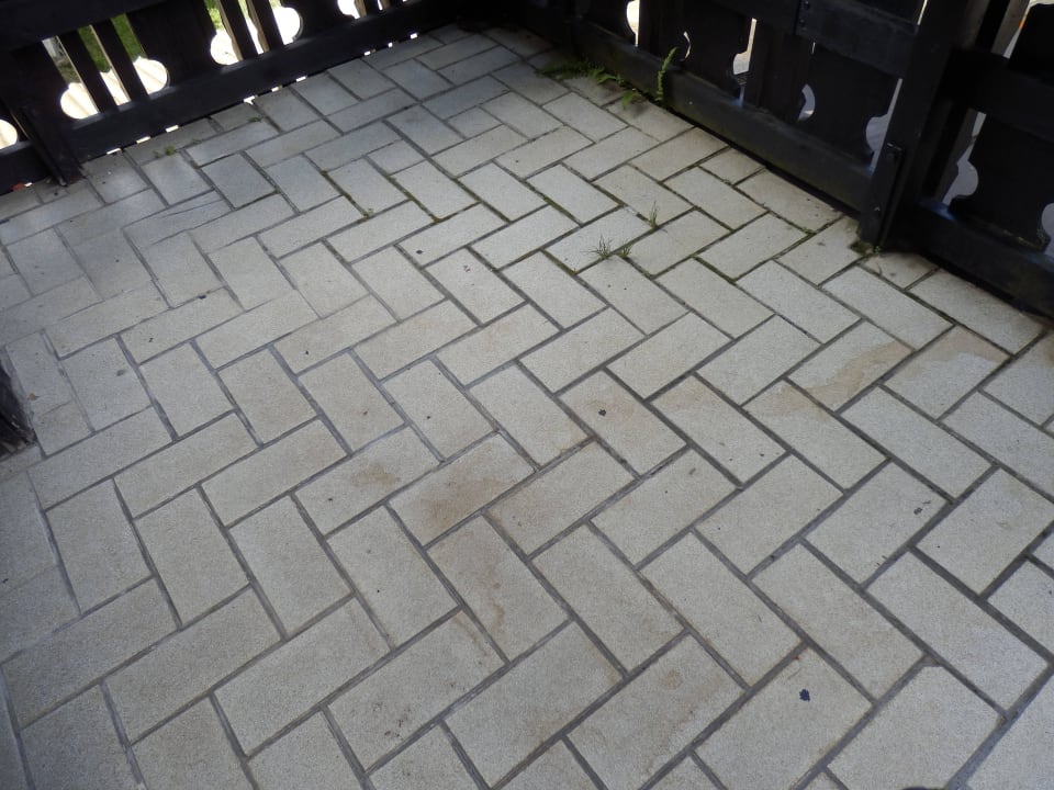 Schmutziger Balkon Hotel Carinthia