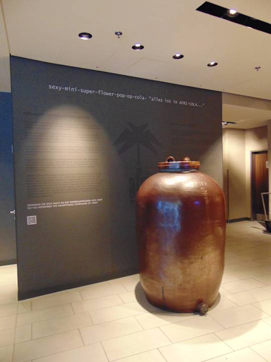 Lobby Courtyard by Marriott Cologne