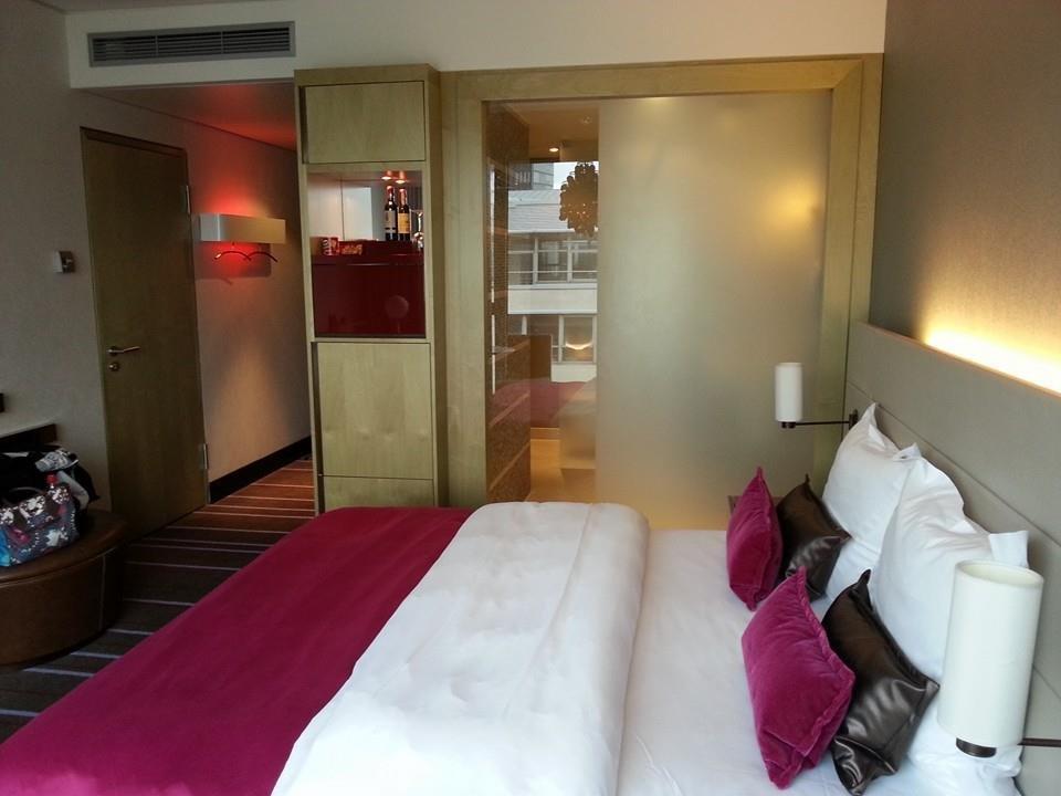 Unser Standard-Zimmer (Nr. 515) Radisson Blu Hotel Media Harbour