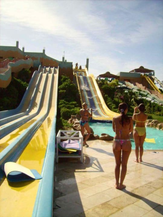 Aqua Park Titanic Resort & Aqua Park