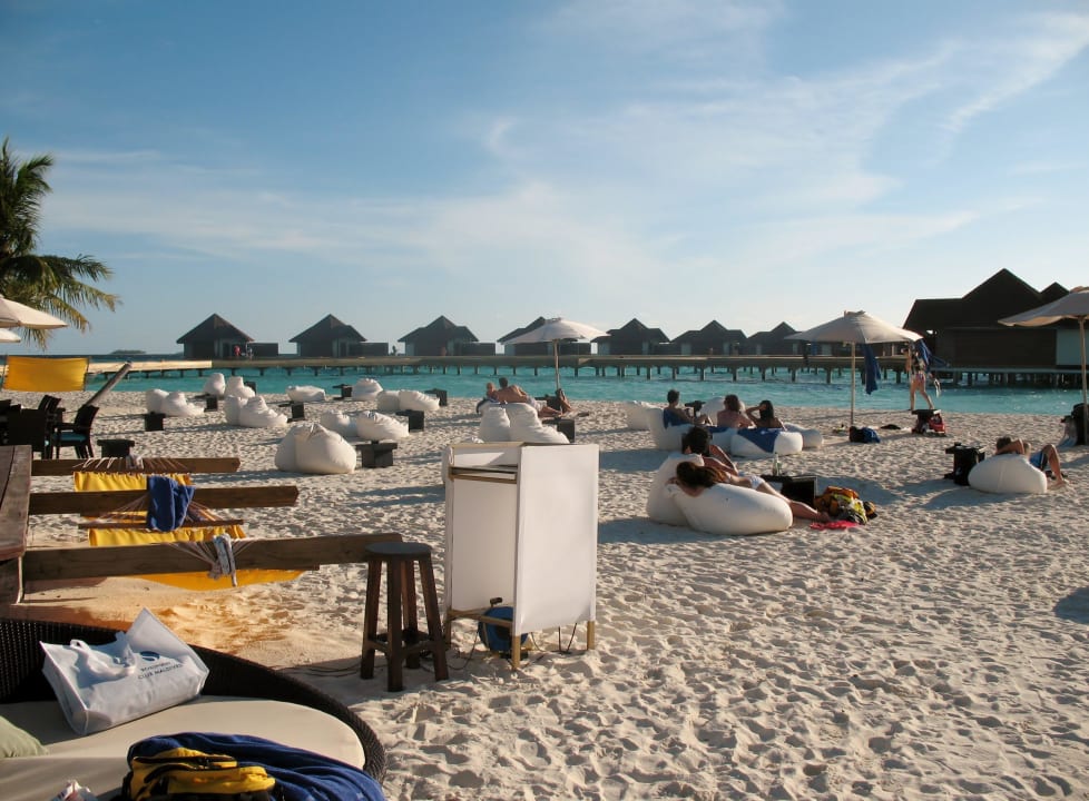 Sundowner Bar ROBINSON MALDIVES