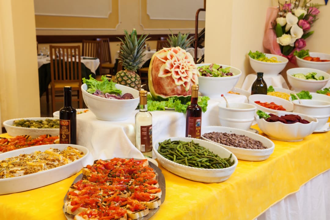 Buffet insalate Hotel Terme Vena d'Oro