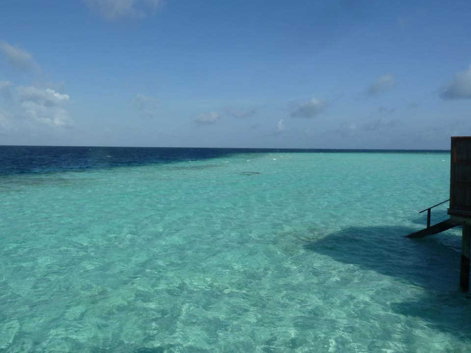 Unser Ausblick von der Terrasse Villa 169 Veligandu Maldives Resort Island