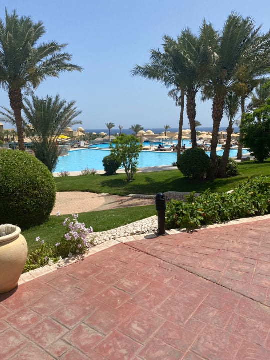 Pool Serenity Alpha Beach