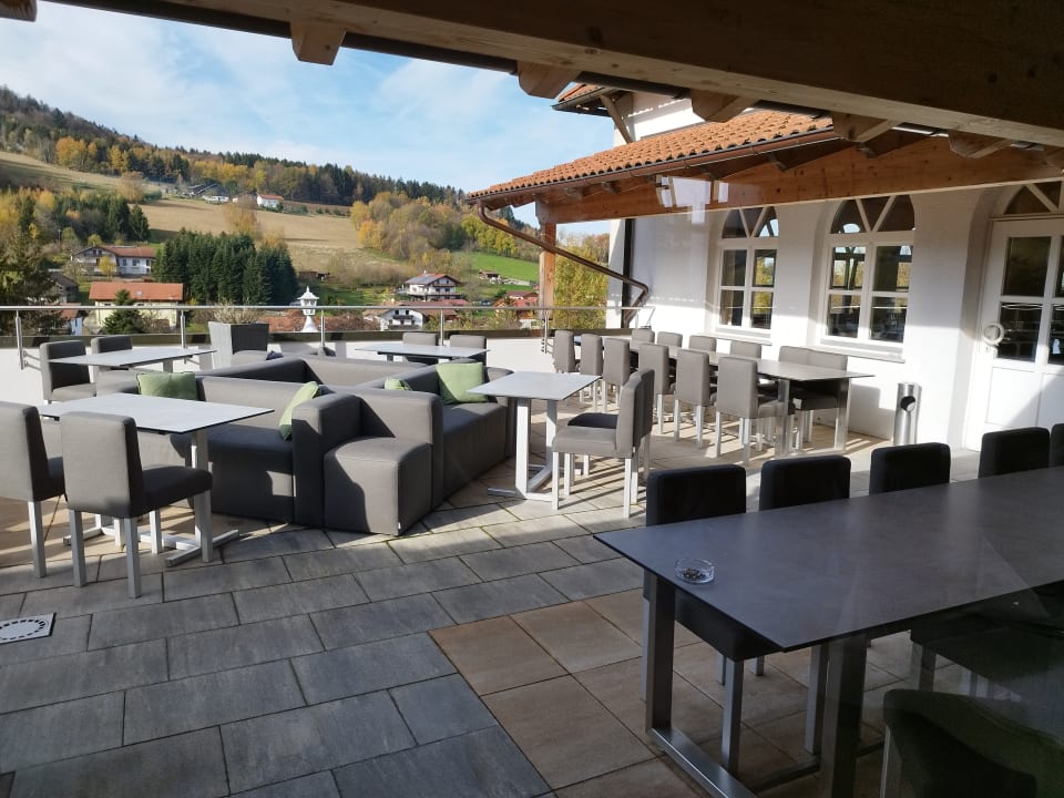 "Gastro" Burghotel Am Hohen Bogen (Neukirchen beim Heiligen Blut) • HolidayCheck (Bayern