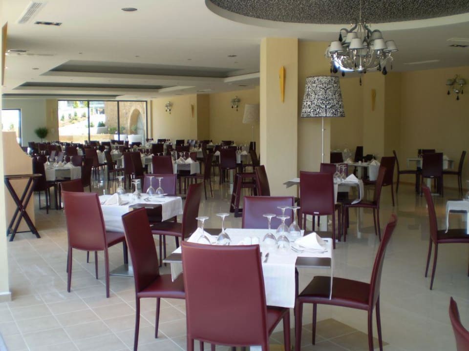 Frühstück-/Abendessen-Saal Istion Club & Spa