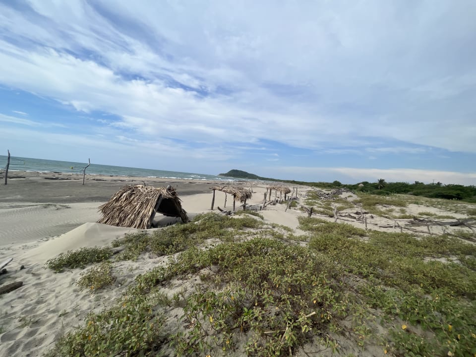 Strand Tambo Marina Eco Hostal