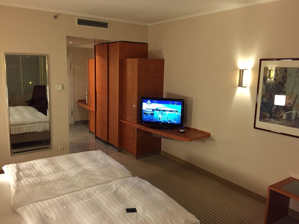 Vom Fenster aus Hilton Munich Airport