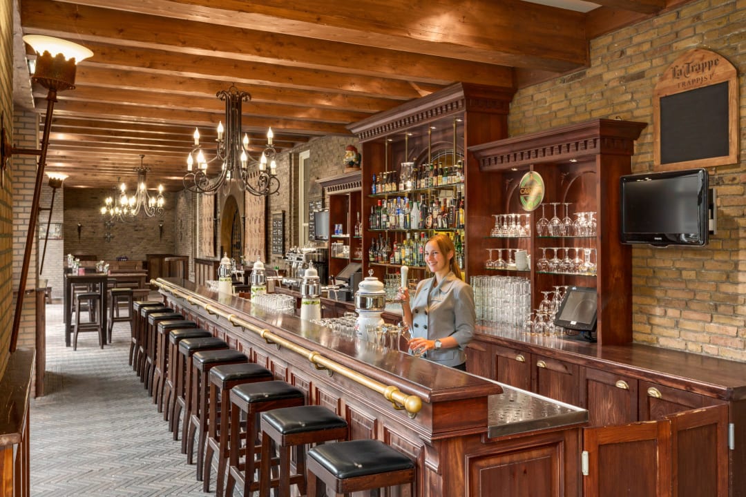 Bar NH Koningshof Conference