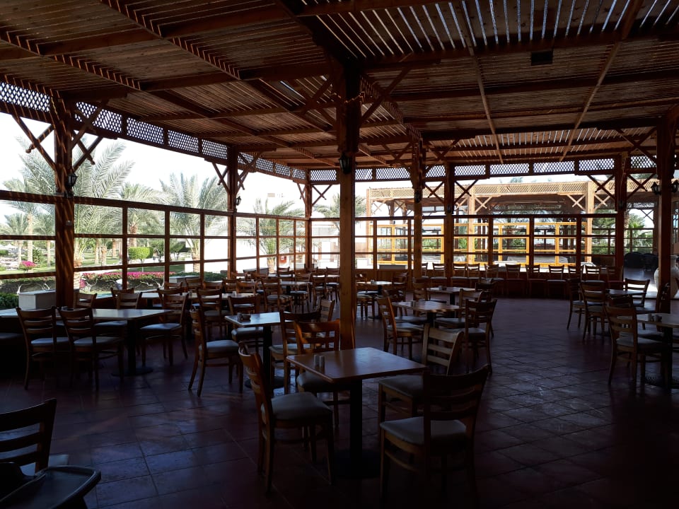 Gastro Three Corners Sea Beach Resort