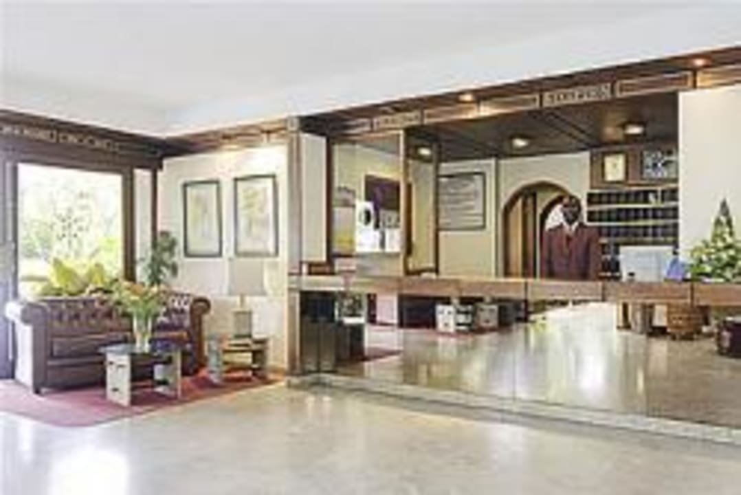 Reservations The Clarion Hotel