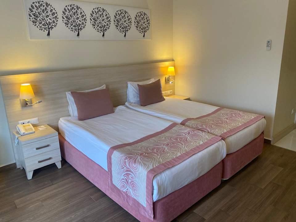 Zimmer Can Garden Resort