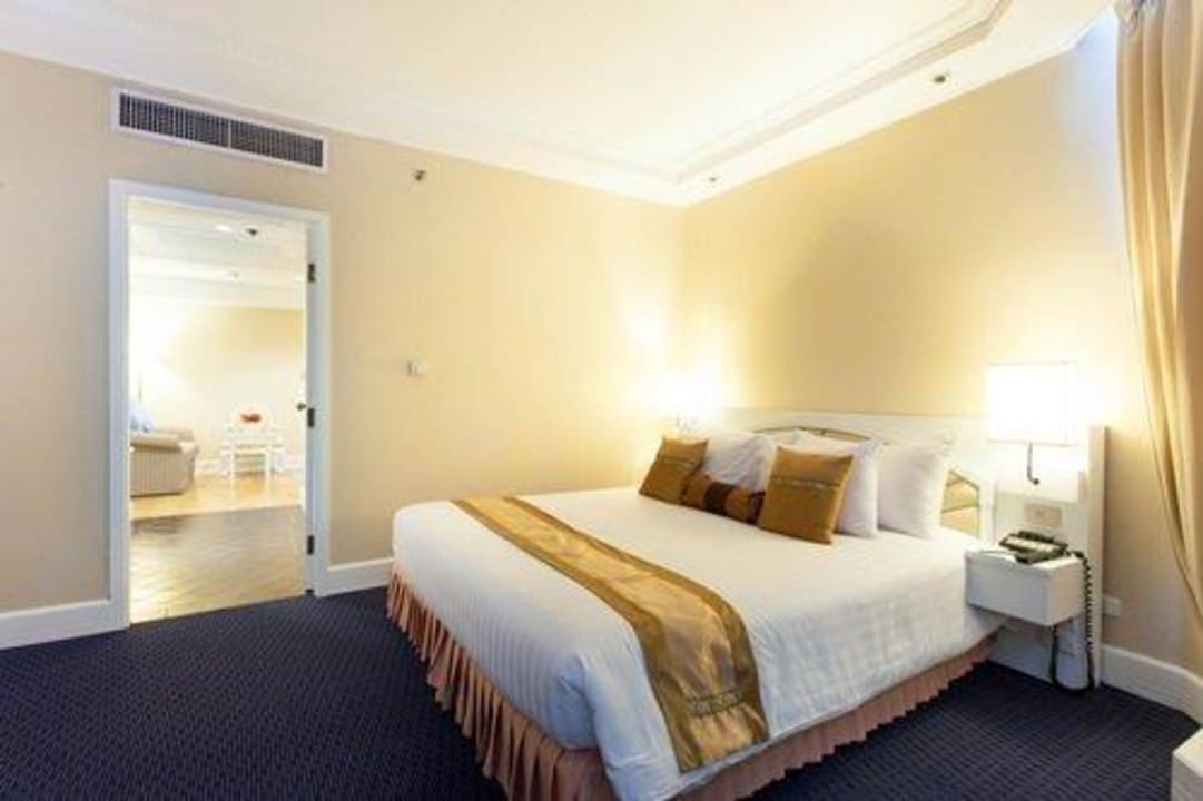 Executive Suite Hotel Windsor Suites & Convention