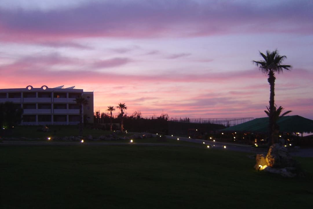 Ein schöner Abend Hotel Kalithea Horizon Royal