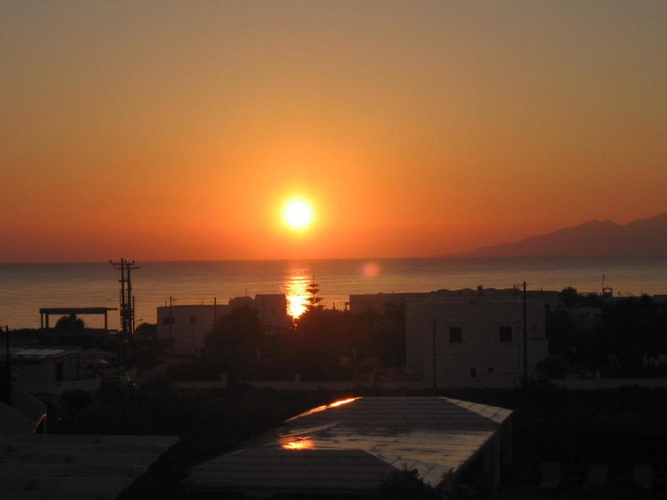 Sonnenaufgang in Santorin Smy Mediterranean White Santorini