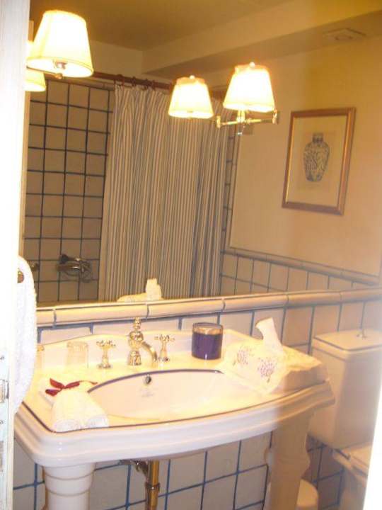 Blick ins Bad Hotel Le Convivial