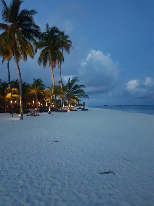 Strand Kuredu Island Resort & Spa